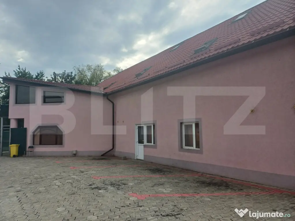 Casa de vanzare, pretabil pensiune, Suceava, zona Burdujeni - Suceava (Suceava)
