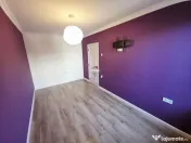 Apartament 2 camere – renovat complet, etaj 1, cu boxă... 