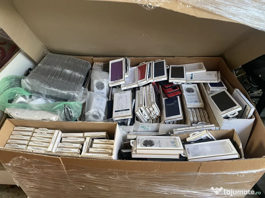 Huse de telefon si folii diverse en gros