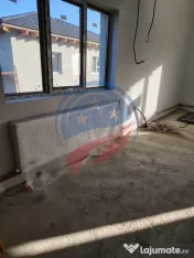 Vilă semifinisată de vânzare str. Remetea 217 mp si 67...