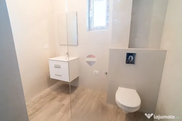 De vanzare Penthouse 3 camere - Terasa 37 mp, incalzire i... - Dobroesti (Bucuresti-Ilfov)