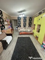 Apartament 2 camere decomandate, boxă 10 mp și parcare, M?