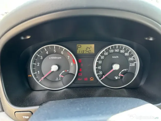 Vând Hyundai Accent