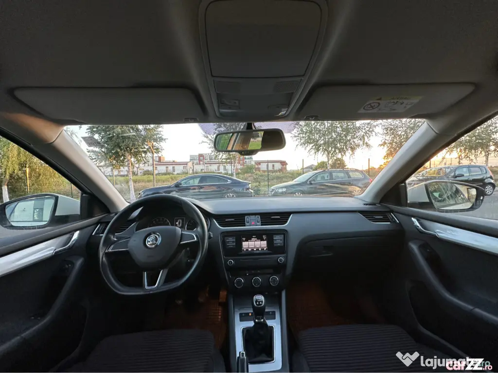 Skoda Octavia 2015 1.6 TDI 4X4 - Ploiesti (Prahova)