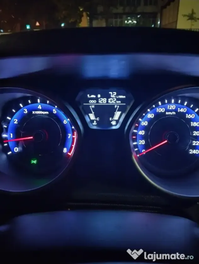Vând auto Hyundai Elantra Highway+. Gata de drum.