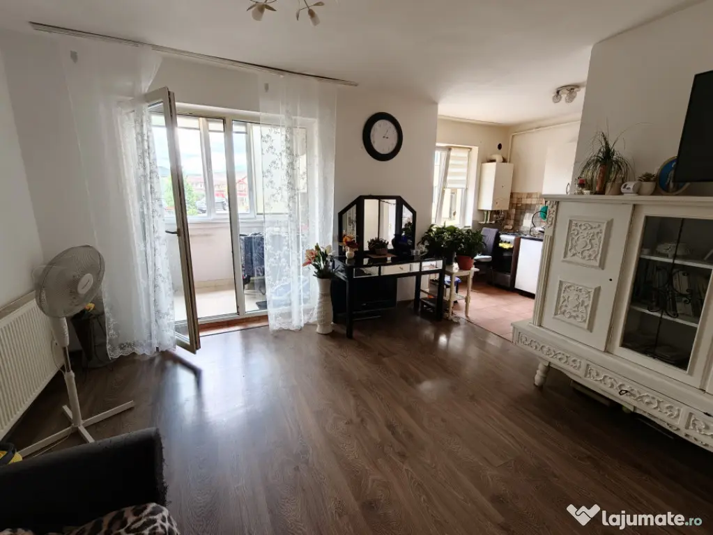 Apartament o cameră | 34 mp | zona Florilor, Florești - Floresti (Cluj)