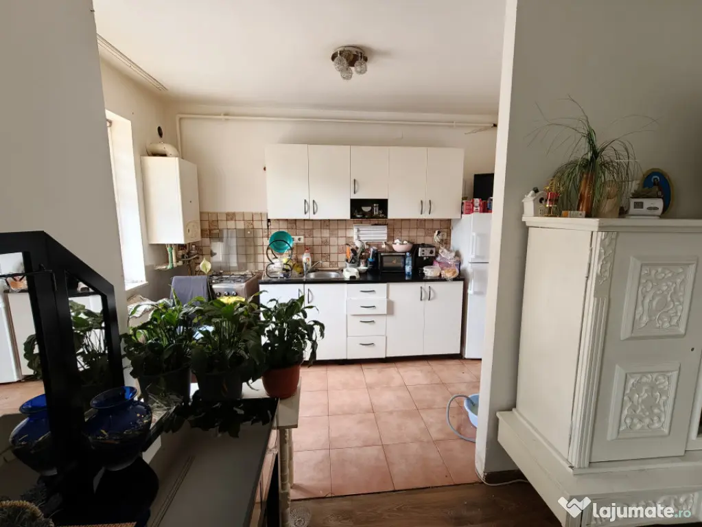 Apartament o cameră | 34 mp | zona Florilor, Florești - Floresti (Cluj)