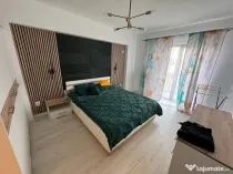 Vand apartament 3 camere complet mobilat si utilat Central