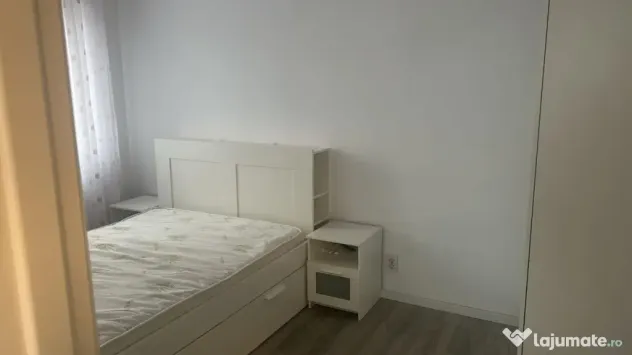 Vand apartament 3 camere 65mp+balcon 8 mp zona Avram Iancu , - Floresti (Cluj)