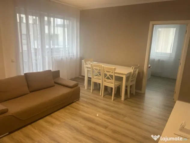 Vand apartament 3 camere 65mp+balcon 8 mp zona Avram Iancu , - Floresti (Cluj)