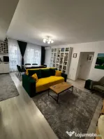 Vand apartament 3 camere 75mp,balcon 4mp,zona Eroilor