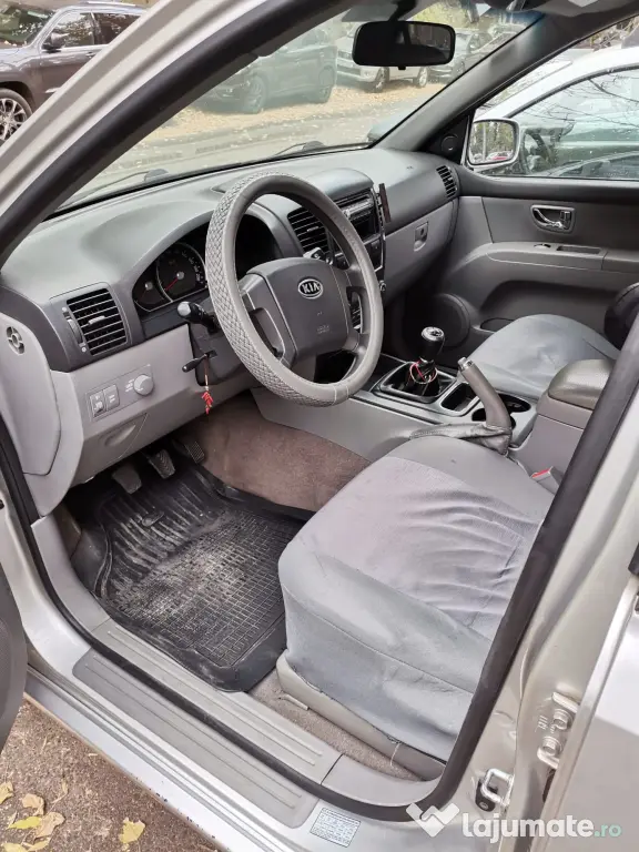Vând KIA Sorento 170CP 2008