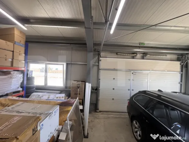 Hală industrială 390 mp, teren 2.045 mp, afacere tipografi - Craiova (Dolj)