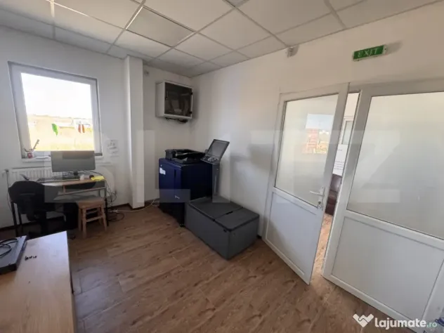 Hală industrială 390 mp, teren 2.045 mp, afacere tipografi - Craiova (Dolj)
