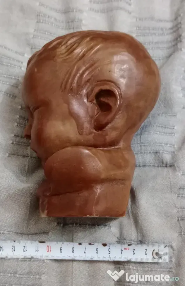 Bust de bebelus adormit teracota/gips patinat 17 cm. foarte greu