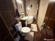 Apartament 3 camere, renovat, Supeco , etaj 4 cu acoperis