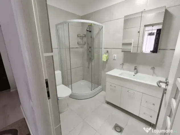 Apartament 3 camere, 60 mp | 2 parcări | zona Vivo, Floreș - Floresti (Cluj)