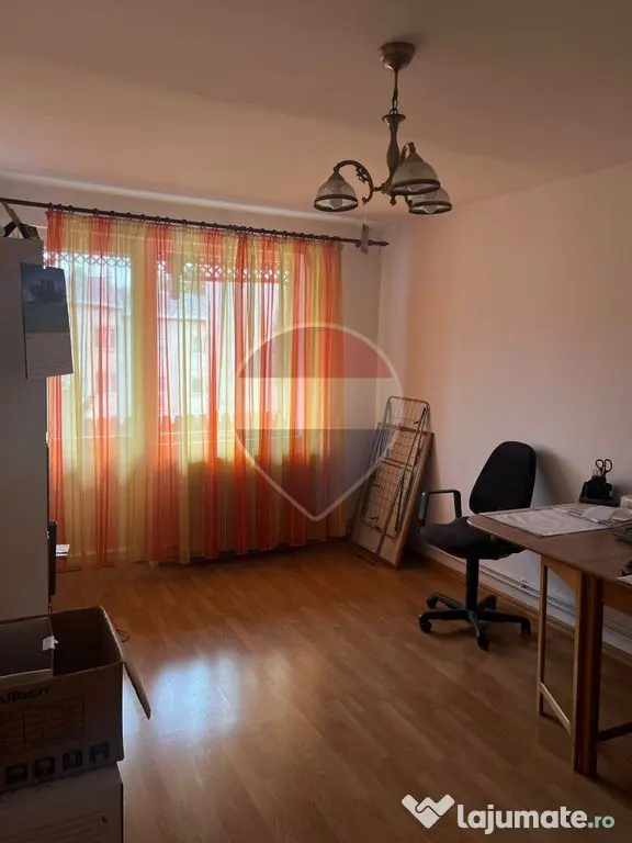 Apartament 3 camere | Central Cehu Silvaniei | Finisat Mo... - Cehu Silvaniei (Salaj)