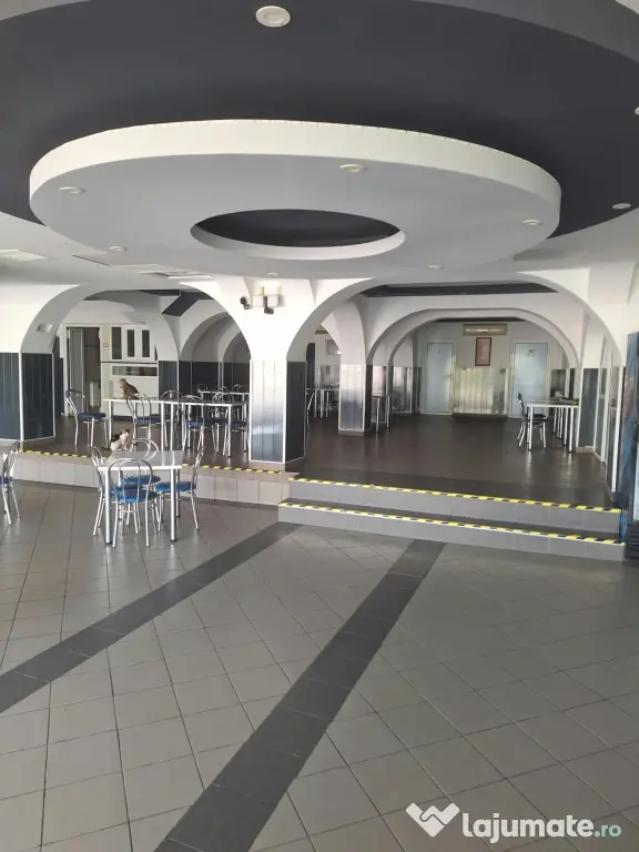 Restaurant functional si spatii de cazare camere tip studiosi corp administrativ