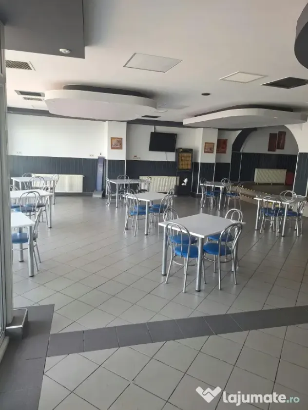 Restaurant functional si spatii de cazare camere tip studiosi corp administrativ
