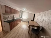 Apartament 3 camere semidecomandat zona Eroilor