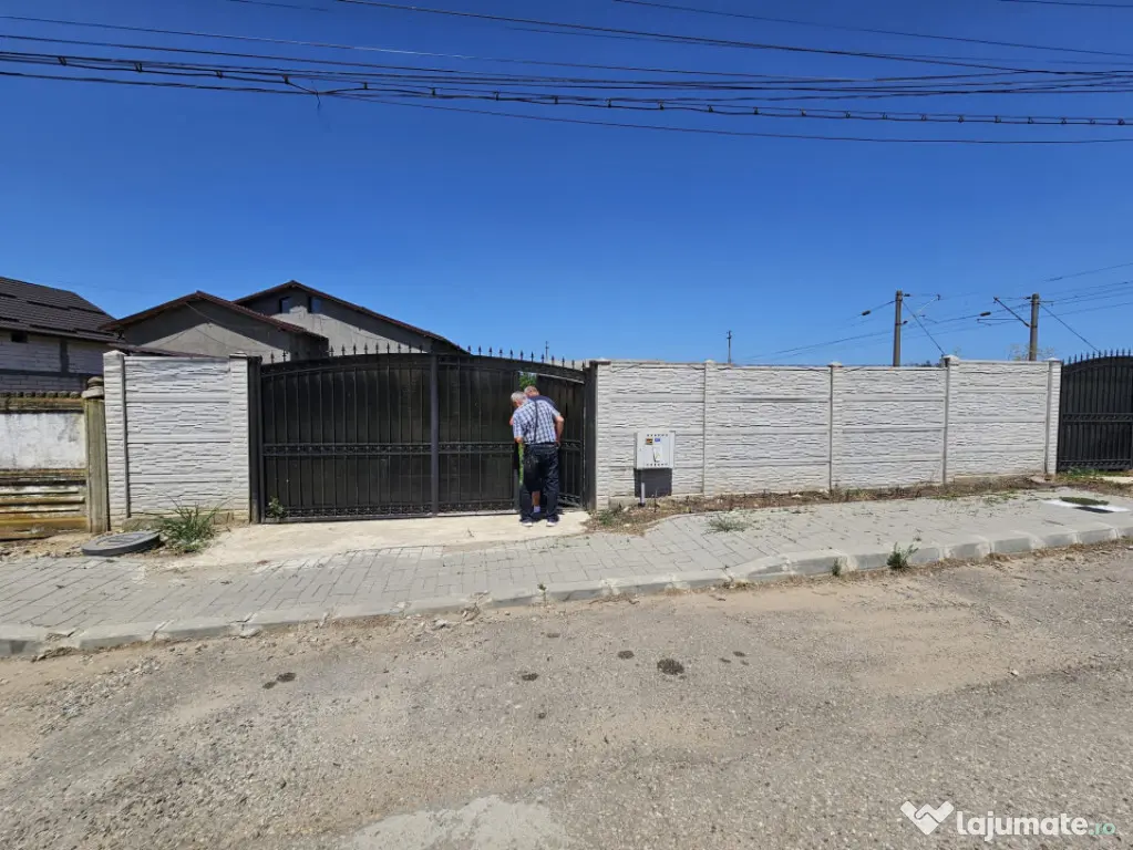 Teren intravilan cu construcție nouă și utilități – B - Craiova (Dolj)