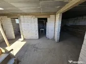 Teren intravilan cu construcție nouă și utilități – B