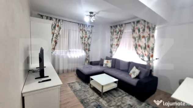 De inchiriat apartament 2 camere decomandat + loc de parcare - Iasi (Iasi)