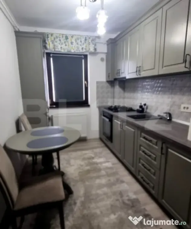 De inchiriat apartament 2 camere decomandat + loc de parcare - Iasi (Iasi)