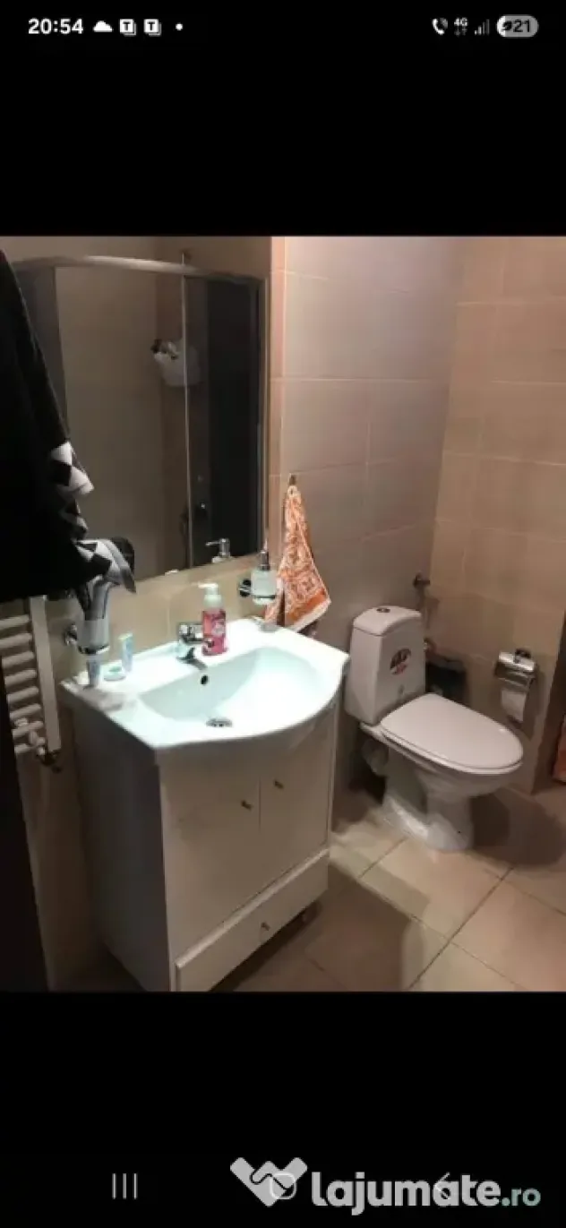 apartament de inchiriat
