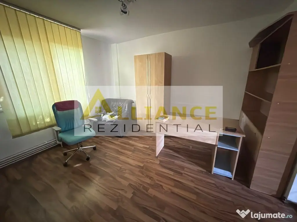 Casa individuala de vanzare in Catelu - 14 camere - teren... - Catelu (Bucuresti-Ilfov)