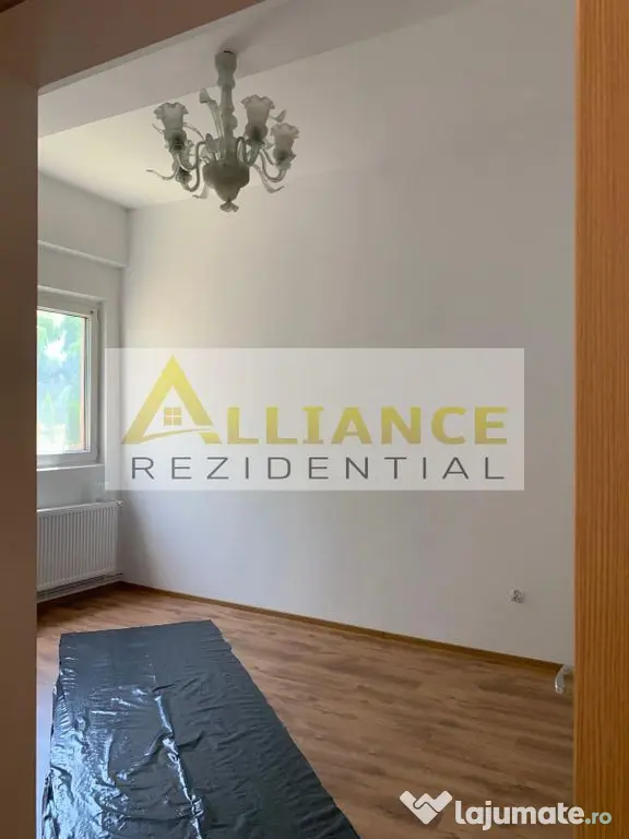 Casa individuala de vanzare in Catelu - 14 camere - teren 1550 mp - Catelu (Bucuresti-Ilfov)