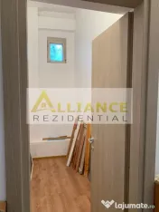 Casa individuala de vanzare in Catelu - 14 camere - teren 1550 mp 