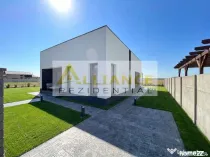 CASA PARTER-4 CAMERE- TEREN 325 MP