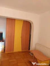 De inchiriatapartament o cameră Tiglina1, etaj 3, 300 euro 