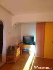 De inchiriatapartament o cameră Tiglina1, etaj 3, 300 euro 