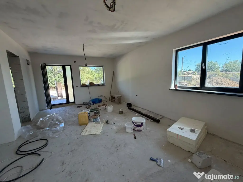 DE VÂNZARE CASA AGIGEA CARTIER NOU - Agigea (Constanta)