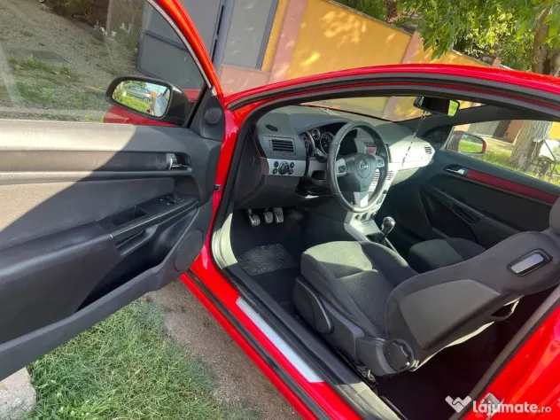 Vând Opel Astra gtc