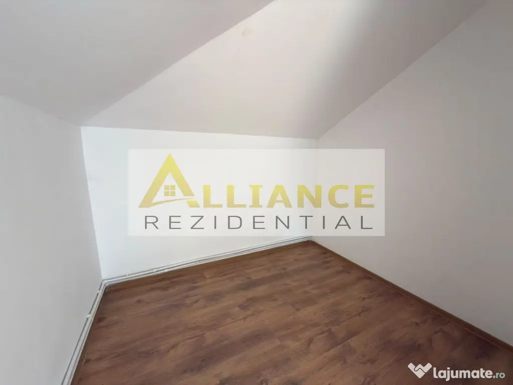 CASA INDIVIDUALA CU POTENTIAL COMERCIAL – CATELU, STRAD... - Catelu (Bucuresti-Ilfov)
