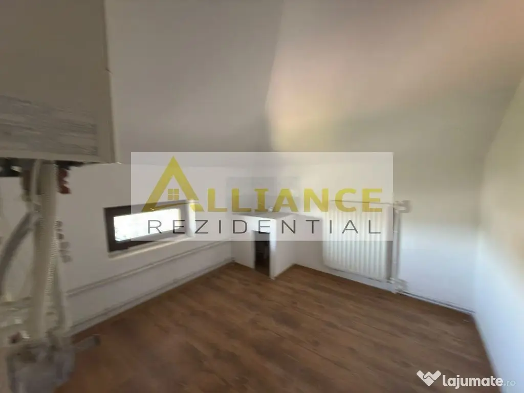 CASA INDIVIDUALA CU POTENTIAL COMERCIAL – CATELU, STRAD... - Catelu (Bucuresti-Ilfov)