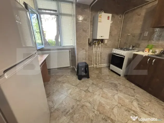 Garsonieră 23 mp, renovată complet, centrală proprie – - Iasi (Iasi)