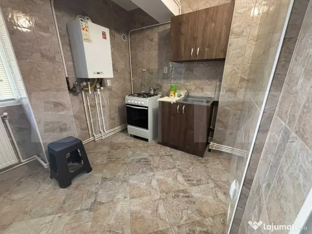Garsonieră 23 mp, renovată complet, centrală proprie – - Iasi (Iasi)