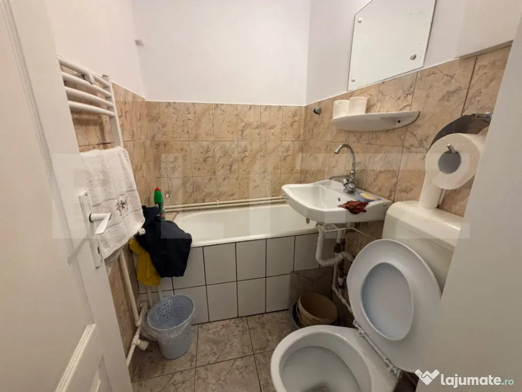 Garsonieră 23 mp, renovată complet, centrală proprie – - Iasi (Iasi)