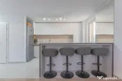 Apartament Urban Plaza | 52 mp + Balcon 8 mp | Etaj 8/10 ...