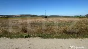 Teren intravilan de 2.250 mp de vânzare în Chintelnic
