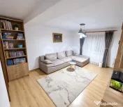 Casă modernă, complet mobilată și utilată, cu panouri f