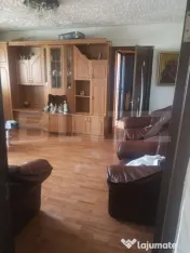 Apartament cu 2 camere, 55 mp, balcon închis și centrală 