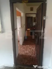 Apartament cu 2 camere, 55 mp, balcon închis și centrală 