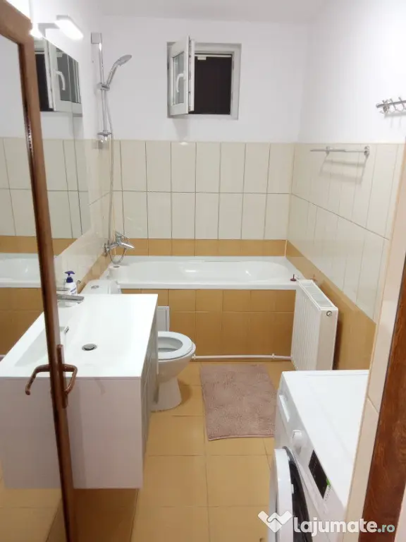 De inchiriat apartament 4 camere Bariera etaj 1 - Braila (Braila)