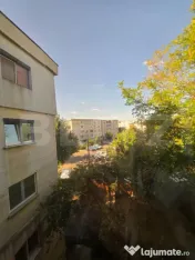 Un apartament cât o casă, în inima zonei I.C. Frimu-93,66
